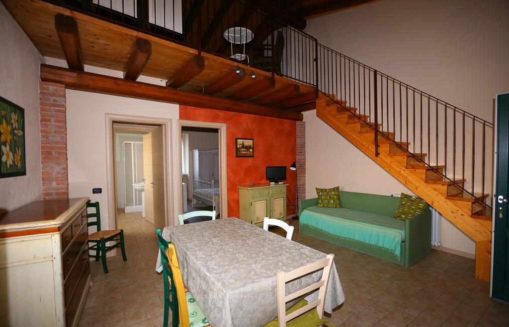 Corte Valesana Lazise Esterno foto