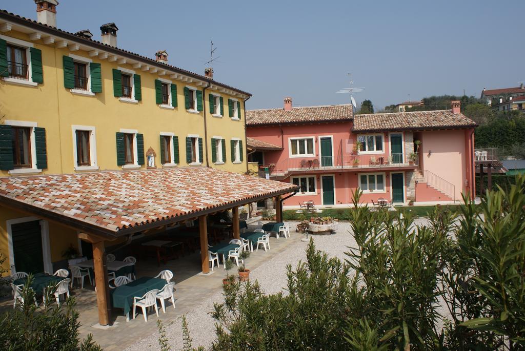 Corte Valesana Lazise Esterno foto