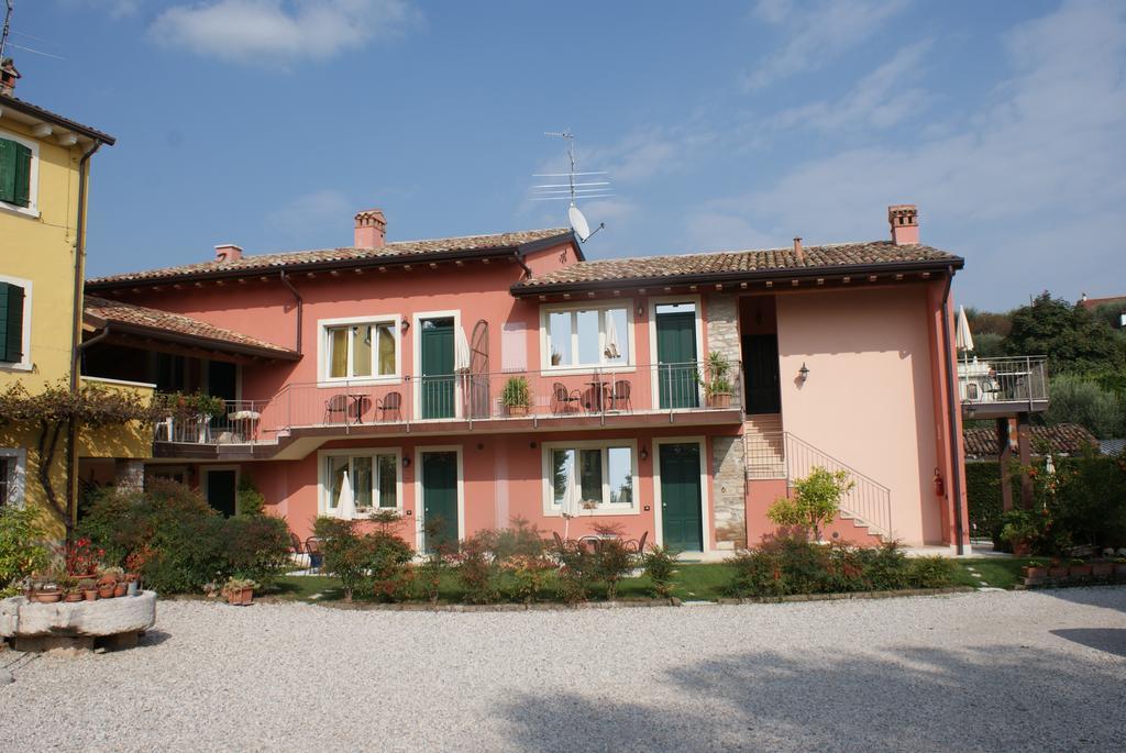 Corte Valesana Lazise Esterno foto