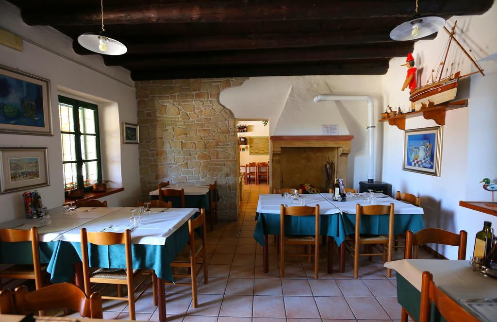 Corte Valesana Lazise Esterno foto